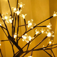 Douces fleurs de cerisiers - lampe de table LED - Delisse